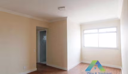 Lindo apartamento todo reformado, ótima localização com lazer completo.