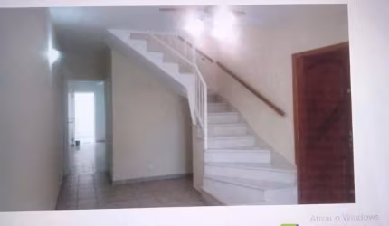 R$ 682.000 Simular financiamento Sobrado lindo e ensolarado 4 dormitórios, edícula, 2 vagas, ótimo valor !