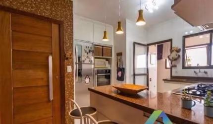 Lindo apartamento todo reformado, 127 metros, 3 dormitórios, 2 vagas lazer completo excelente valor !