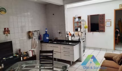 Sobrado no Rudge Ramos centro com 175 metros, 3 dormitórios, 2 vagas ótimo valor !