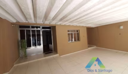 RUDGE RAMOS Excelente casa térrea , 141 metros 3 dormitórios, espaço gourmet, 3 vagas com ótima localização e valor !!