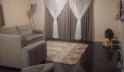 SANTO ANDRÉ Excelente sobrado 235 metros, 3 dormitórios, Edícula, 2 vagas com excelente localização e valor !!!