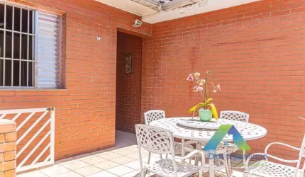 Ipiranga Casa 210 metros, 4 dormitórios, Edícula, 2 vagas ótima localização e valor !!!
