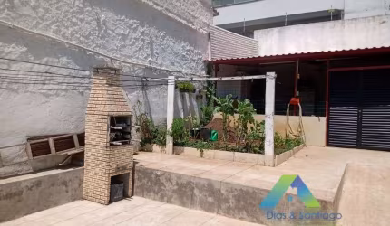 São Bernardo do Campo Casa 250 metros, 4 dormitórios, 1 vaga com excelente localização e valor !!!