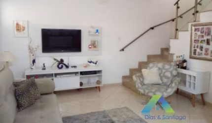 VILA MOINHO VELHO Sobrado 112M², 3 dormitórios, 1 suíte, 2 vagas, quintal ótima localização e valor !!!,