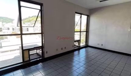 Sala comercial com 1 sala para alugar na Rua Francisco Sá, 313, Várzea, Teresópolis, 35 m2 por R$ 1.600