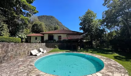 Casa com 5 quartos à venda na Avenida Oliveira Botelho, 38, Alto, Teresópolis, 400 m2 por R$ 2.500.000