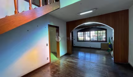 Casa comercial com 2 salas à venda na Rua Tenente Luiz Meirelles, 741, Várzea, Teresópolis, 309 m2 por R$ 1.600.000