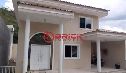 Casa em condomínio fechado com 4 quartos à venda na Rua Roberto Rosa, 1050, Tijuca, Teresópolis, 150 m2 por R$ 1.200.000