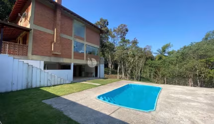 Casa em condomínio fechado com 4 quartos à venda na Estrada Caxambu, 250, Três Córregos, Teresópolis, 250 m2 por R$ 750.000