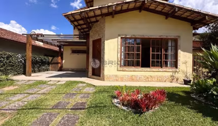 Casa em condomínio fechado com 4 quartos à venda na Estrada José Gomes da Costa Júnior, 2501, Cascata do Imbuí, Teresópolis, 171 m2 por R$ 990.000