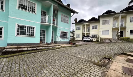 Casa em condomínio fechado com 2 quartos à venda na Rua Roraima, 157, Caxangá, Teresópolis, 73 m2 por R$ 495.000