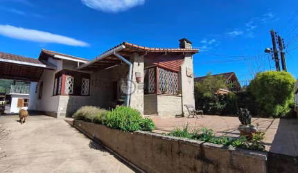 Casa com 3 quartos à venda na Rua Alfredo Rebello Filho, 250, Jardim Cascata, Teresópolis, 185 m2 por R$ 1.090.000