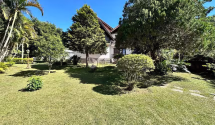 Casa com 3 quartos à venda na Rua Mc Nair, 142, Parque do Ingá, Teresópolis, 202 m2 por R$ 890.000