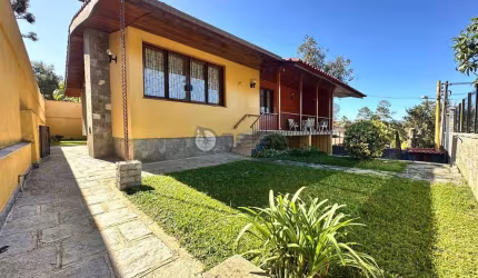 Casa com 5 quartos à venda na Rua José Janotti Primo, 29, Iucas, Teresópolis, 146 m2 por R$ 1.100.000