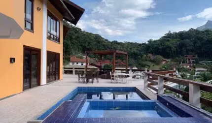 Casa em condomínio fechado com 5 quartos à venda na Rua Carlos Guinle, 145, Carlos Guinle, Teresópolis, 700 m2 por R$ 1.800.000