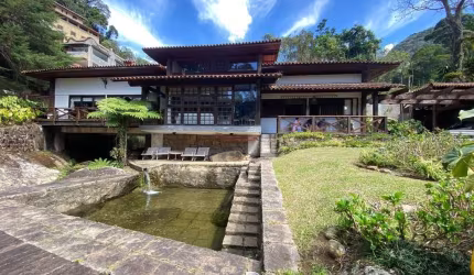 Casa com 3 quartos à venda na Rua Doutor Dulcidio Gonçalves, 595, Parque do Ingá, Teresópolis, 300 m2 por R$ 1.500.000