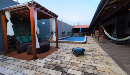 Casa com 3 Suítes, Prainha  Caraguatatuba SP