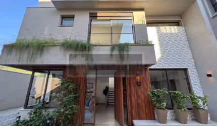 Casa com 4 Suítes, Juquehy   São Sebastião  SP