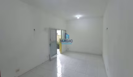 Casa de vila com 2 dormitórios à venda com 56 m² por R$ 154.999,00 em Madureira, R