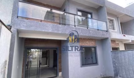 Sobrado com 3 dormitórios à venda, 116 m² por R$ 725.000,00 - Sao José - Itapoá/SC