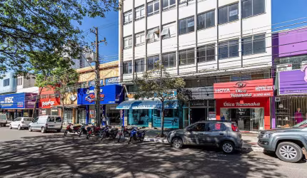 EXCELENTE SALA  COMERCIAL EM EDIFÍCIO PARA ALUGAR NA AVENIDA BRASIL - CENTRO.