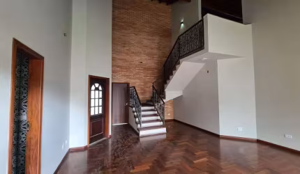 Casa à venda Maringá, uma oportunidade única: Casa Espetacular no Jardim Guaporé com 5 Dormitórios
