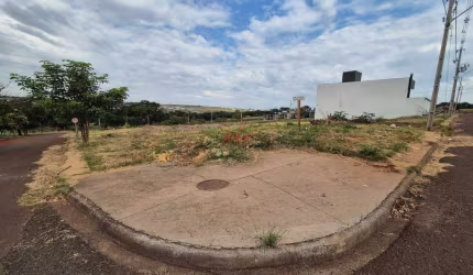 Terreno residencial com 486,69 m² à venda no Jardim de Freitas, Maringá-PR