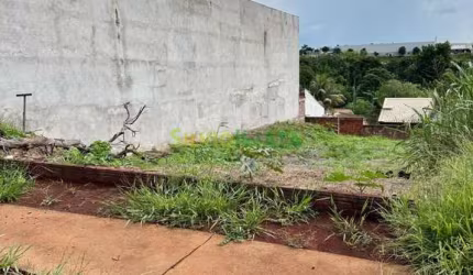 Terreno Comercial à Venda  Localização Estratégica na Avenida Pedro Taques!
