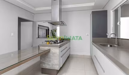 Casa à Venda  Conj. Habitacional Léa Leal