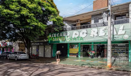 EXCELENTE SOBRELOJA COM 04 QUARTOS, SENDO 02 SUÍTES, SEMI MOBILIADO PARA MORAR NO PARQUE DAS PALMEIRAS.