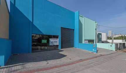 Barracão comercial para locação - 237m² - Prox. ao Cesumar