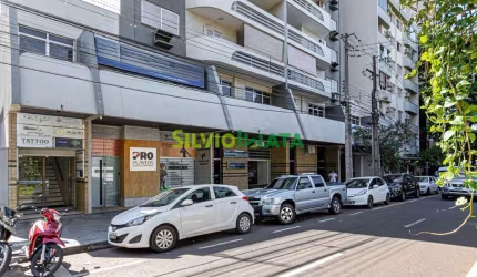 VENDE-SE SOBRELOJA NA AV. GOVERNADOR PARIGOT DE SOUZA, Nº 198  LOCALIZAÇÃO PRIVILEGIADA NO CENTRO DE MARINGÁ!