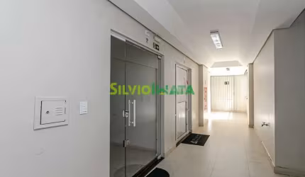 VENDE-SE SOBRELOJA NA AV. GOVERNADOR PARIGOT DE SOUZA, Nº 198  LOCALIZAÇÃO PRIVILEGIADA NO CENTRO DE MARINGÁ!