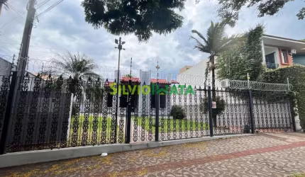 Casa comercial para locação na Zona 05 - Maringá - PR