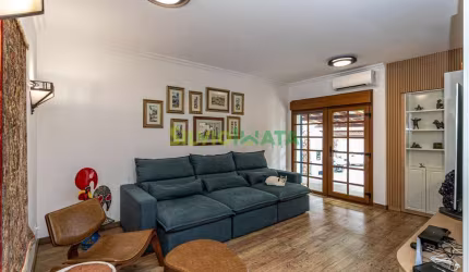 Casa Alto Padrão à Venda na Zona 05  Rua Pedro Américo, 145  Maringá/PR