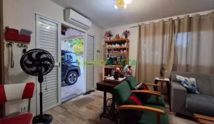 Oportunidade Única: Duas Residências no Mesmo Terreno  Ideal para Morar e Investir!