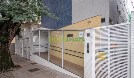EXCELENTE APARTAMENTO NO ED. CHPLIN III, PARA MORAR NA ZONA 07, PRÓXIMO A UEM.