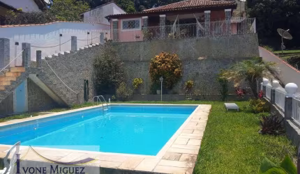 Casa em Alto do Recanto - Paty do Alferes, RJ