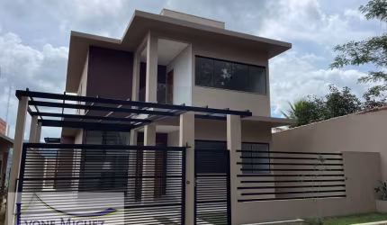 Casa 02 Pavimentos em Barão de Javary - Miguel Pereira, RJ