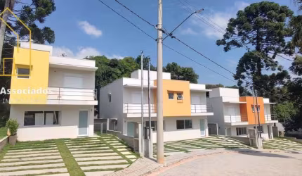 Casa nova , em condomínio fechado