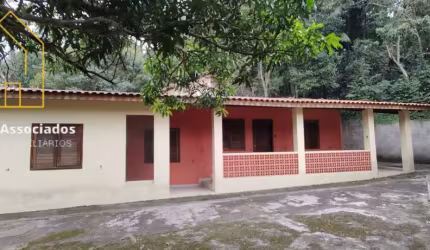 Casa Térrea, rua sem saida, Km.26, terreno com 769m², arvores frutiferas,