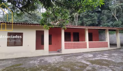 Casa Térrea, rua sem saida, Km.26, terreno com 769m², arvores frutiferas,