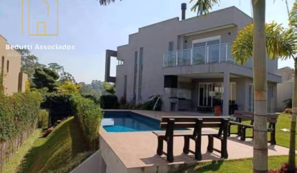 Casa com 04 dormitórios, para Locação condomínio Víntage