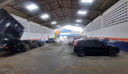 Galpão à venda, 1300 m² por R$ 2.899.990,00 - Caxangá - Recife/PE