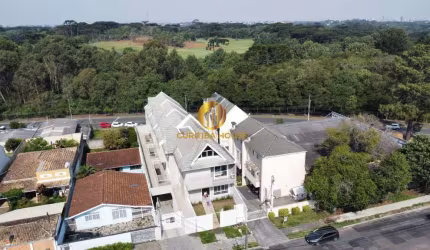 Sobraso triplex 3 Quartos e subsolo em Santa Felicidade - Curitiba