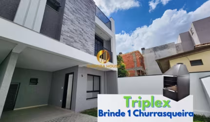 Sobrado triplex Uberaba Rua Simão Brante 554, com ático