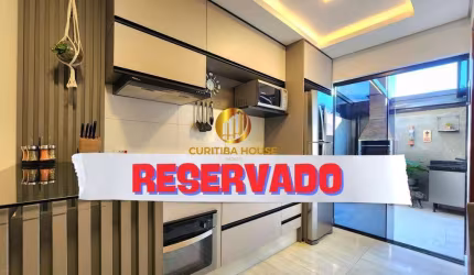 Lindo sobrado com 2 quartos, mobiliado com garagem para 2 carros e fundos com churrasqueira