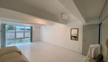 Sala comercial para alugar na Avenida Rio Branco, 787, Centro, Florianópolis, 39 m2 por R$ 1.500
