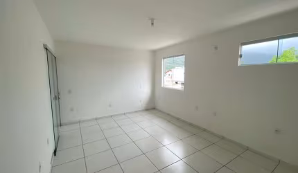 Sala comercial para alugar na Rodovia João Gualberto Soares, 6193, São João do Rio Vermelho, Florianópolis, 20 m2 por R$ 1.900